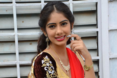 amrutha-stills-at-prabhas-movie-opening